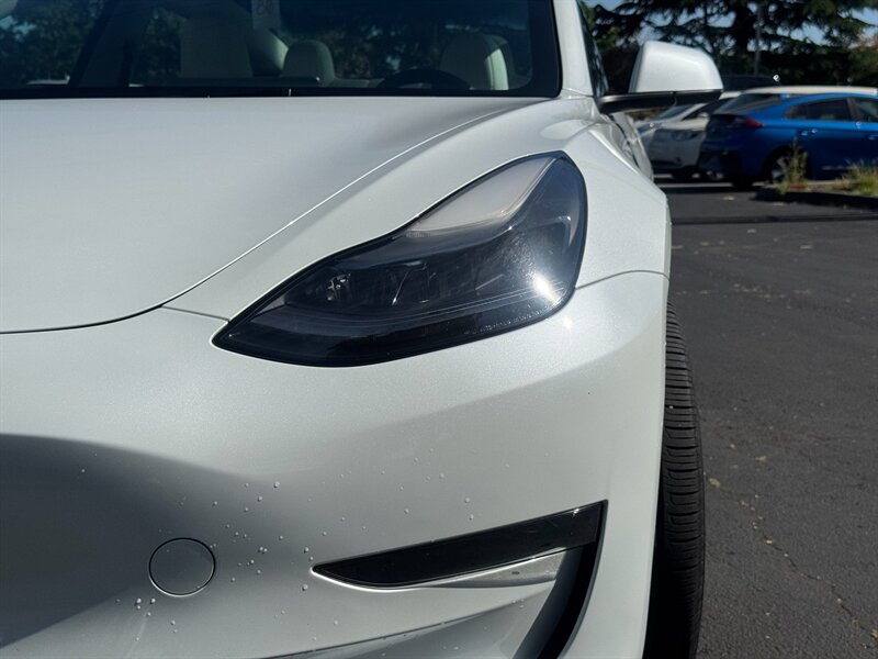 2023 Tesla Model 3   - Photo 4 - Renton, WA 98057