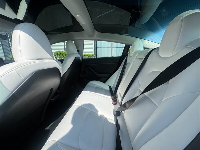 2023 Tesla Model 3   - Photo 21 - Renton, WA 98057