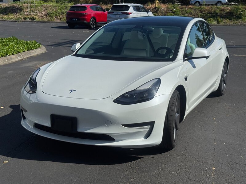 2023 Tesla Model 3   - Photo 2 - Renton, WA 98057