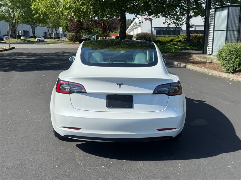 2023 Tesla Model 3   - Photo 8 - Renton, WA 98057
