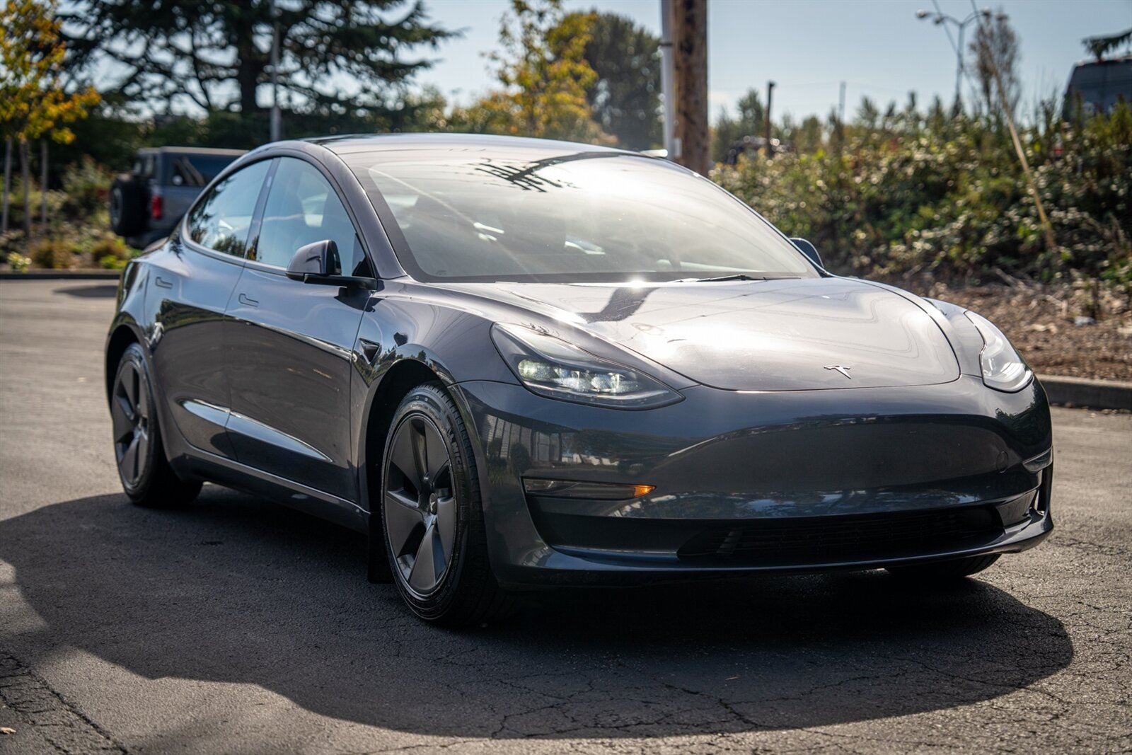 2023 Tesla Model 3   - Photo 13 - Renton, WA 98057
