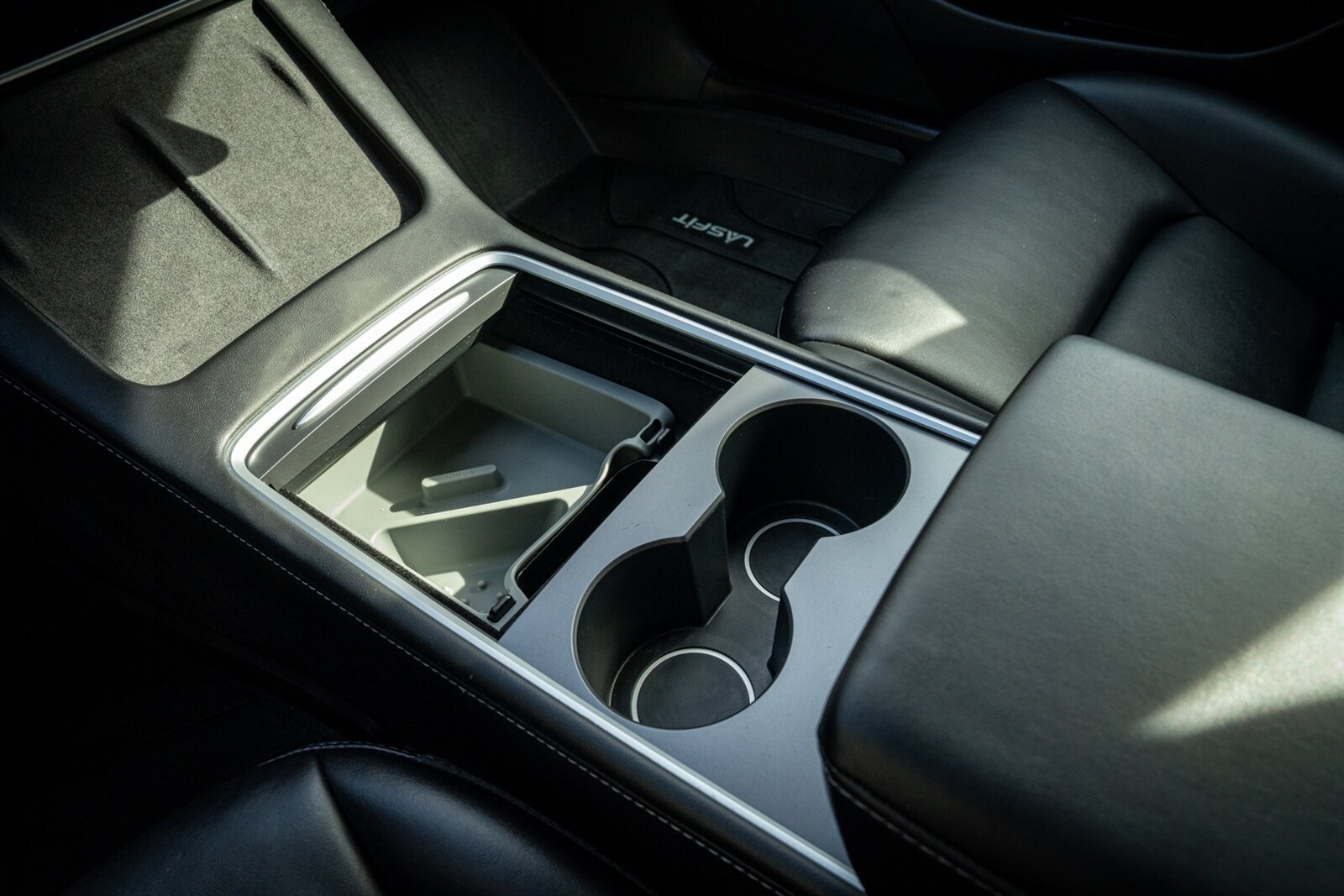 2023 Tesla Model 3   - Photo 35 - Renton, WA 98057