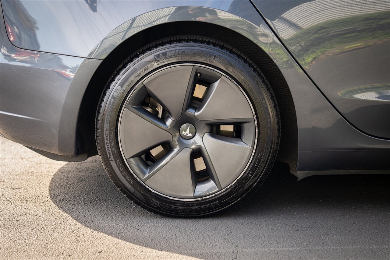 2023 Tesla Model 3   - Photo 18 - Renton, WA 98057