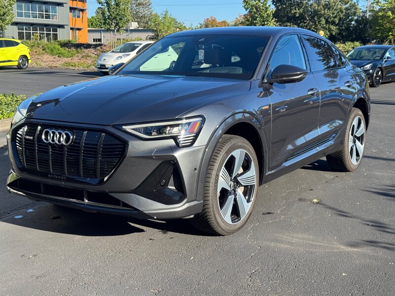 2021 Audi e-tron Sportback quattro Prestige   - Photo 2 - Renton, WA 98057