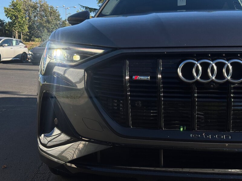 2021 Audi e-tron Sportback quattro Prestige   - Photo 3 - Renton, WA 98057