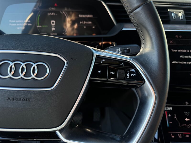 2021 Audi e-tron Sportback quattro Prestige   - Photo 14 - Renton, WA 98057