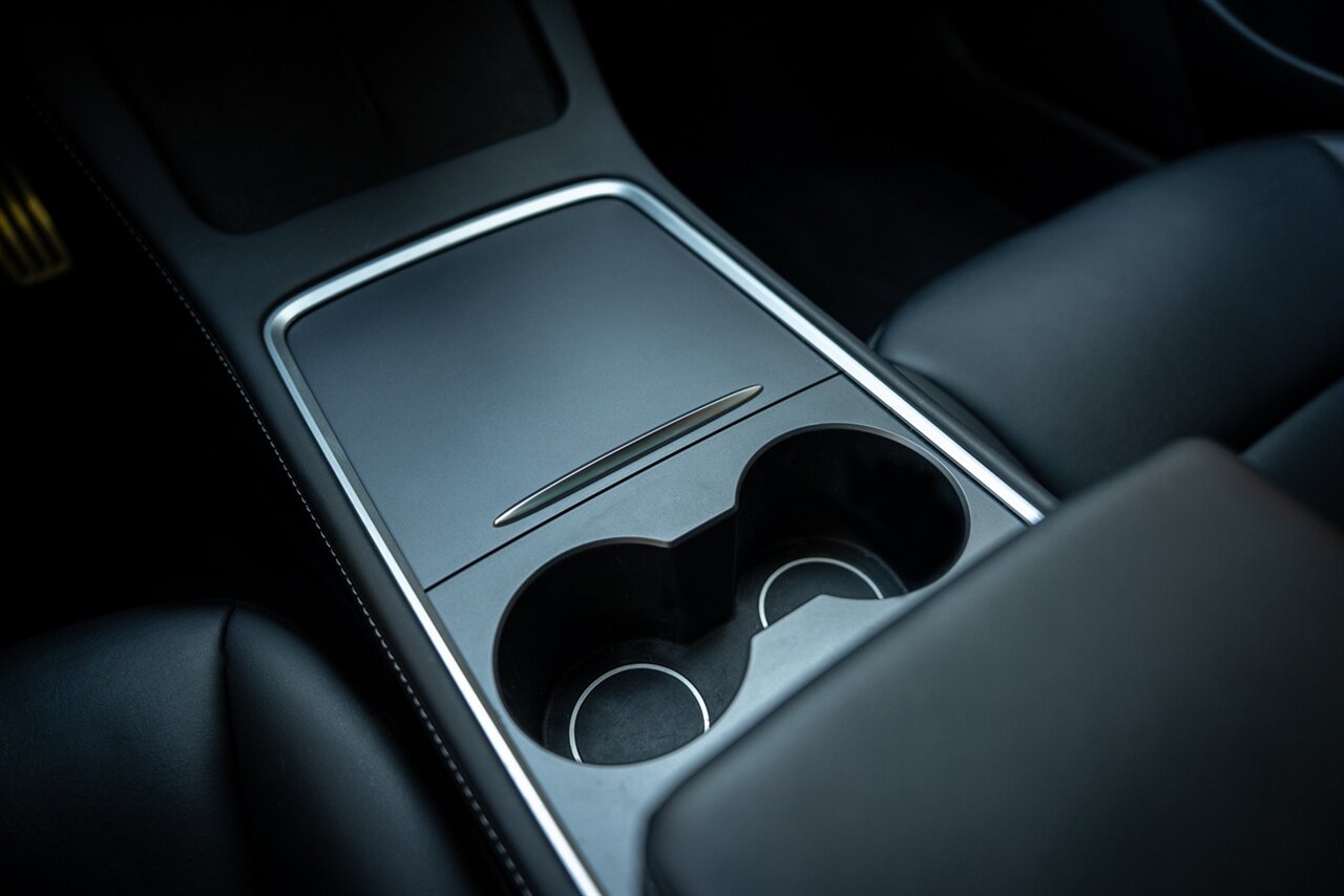 2023 Tesla Model 3 Performance   - Photo 41 - Renton, WA 98057