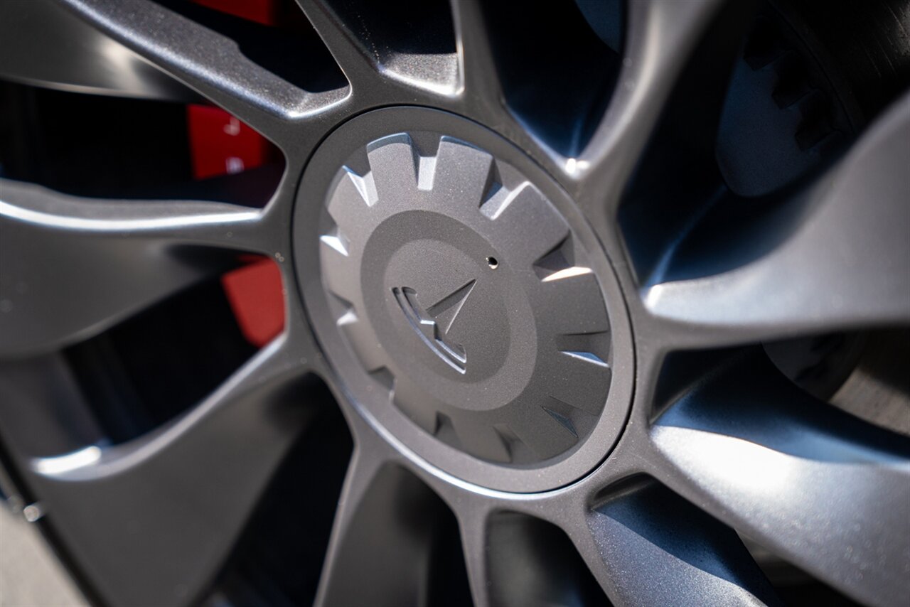 2023 Tesla Model 3 Performance   - Photo 14 - Renton, WA 98057