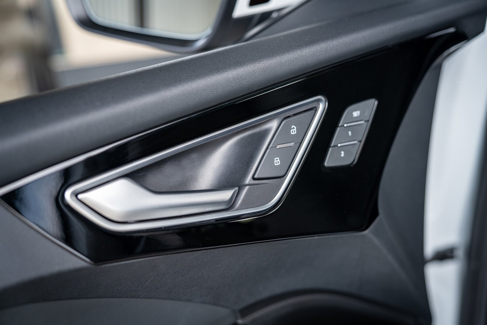 2023 Audi Q4 e-tron quattro Premium Plus 50   - Photo 30 - Renton, WA 98057