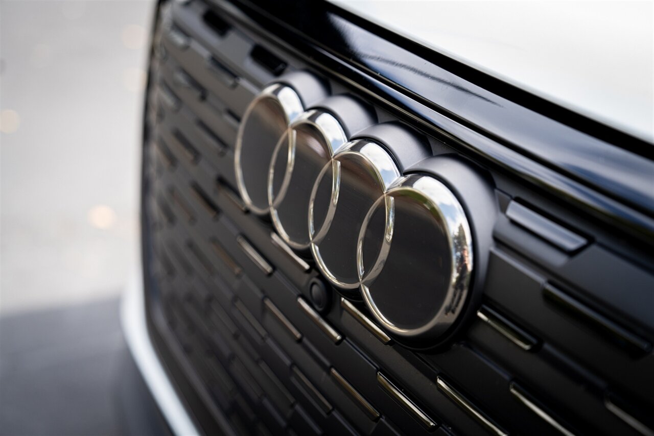2023 Audi Q4 e-tron quattro Premium Plus 50   - Photo 3 - Renton, WA 98057