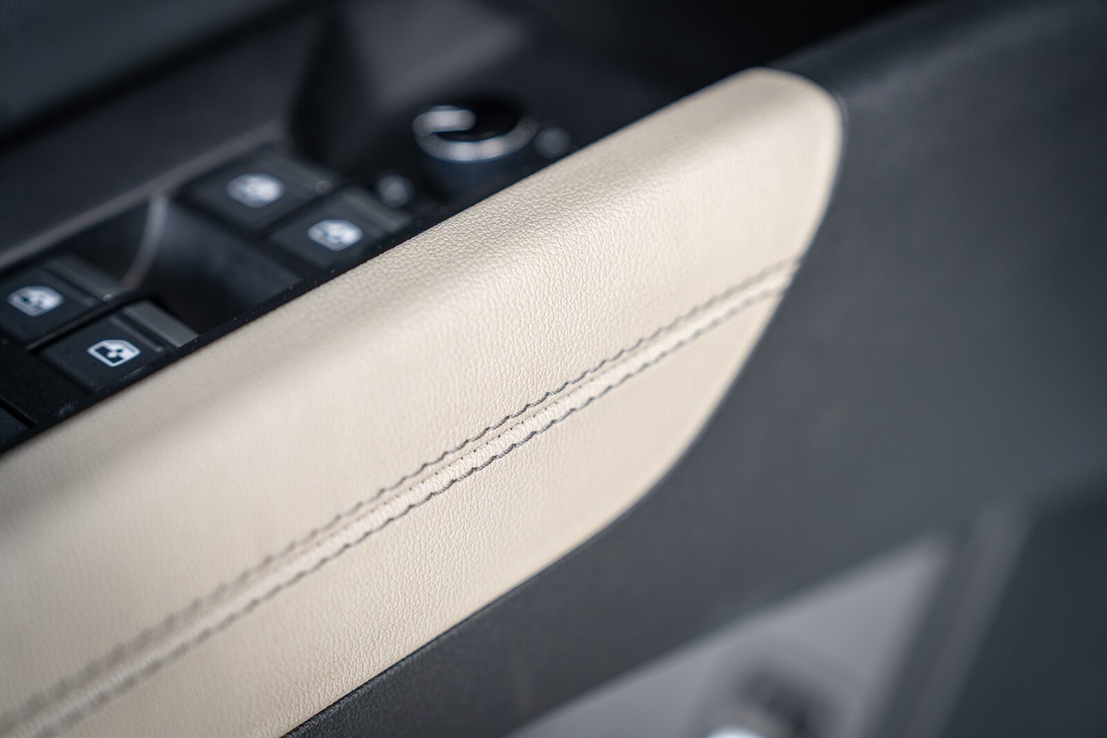 2023 Audi Q4 e-tron quattro Premium Plus 50   - Photo 29 - Renton, WA 98057