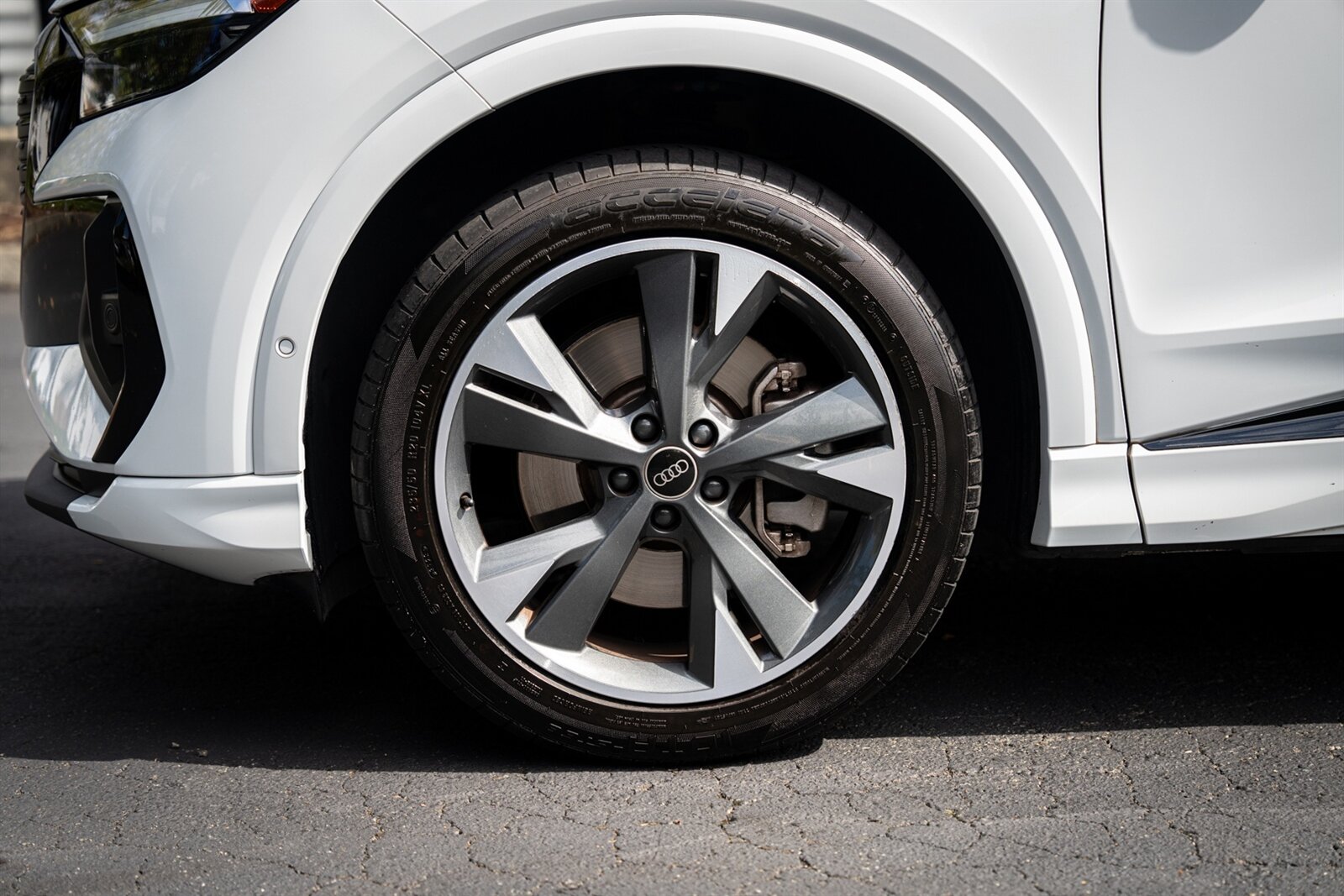 2023 Audi Q4 e-tron quattro Premium Plus 50   - Photo 18 - Renton, WA 98057