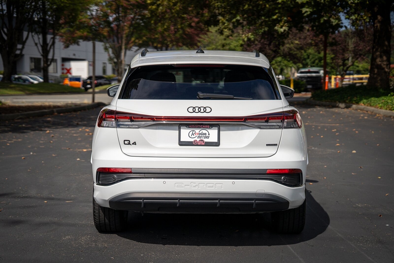 2023 Audi Q4 e-tron quattro Premium Plus 50   - Photo 10 - Renton, WA 98057