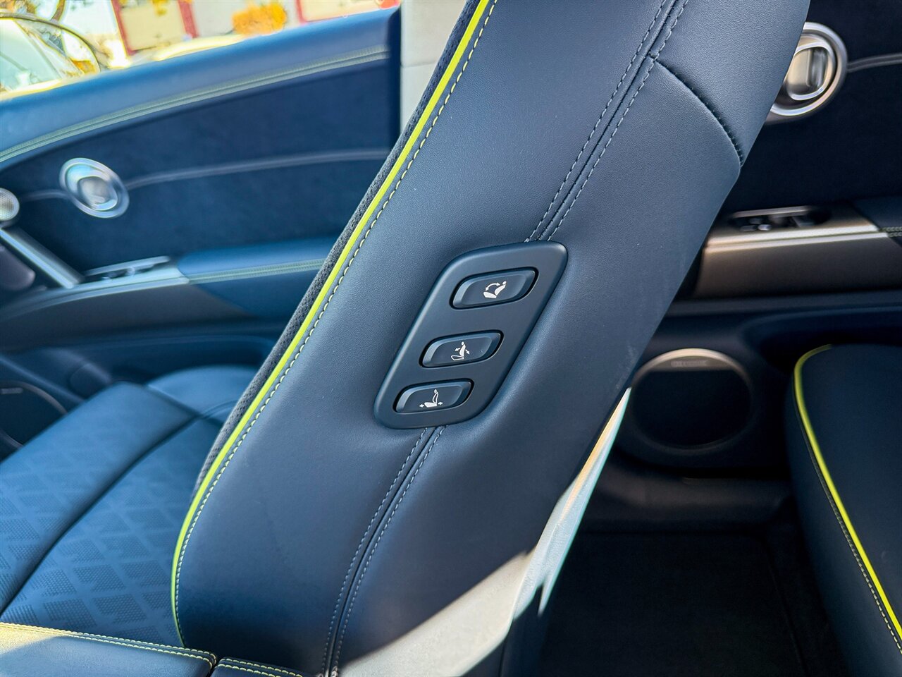2023 Genesis GV60 Performance   - Photo 31 - Renton, WA 98057
