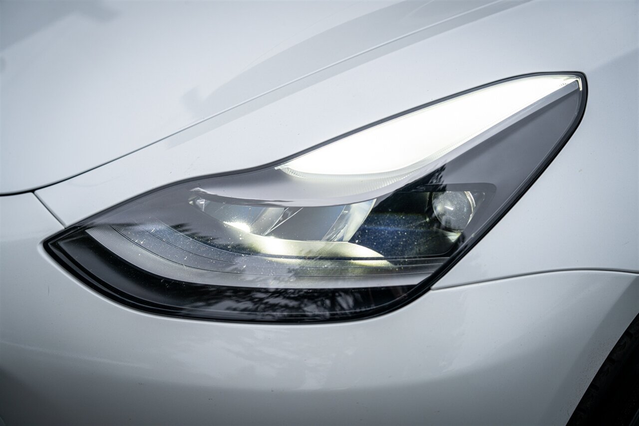 2023 Tesla Model 3   - Photo 4 - Renton, WA 98057