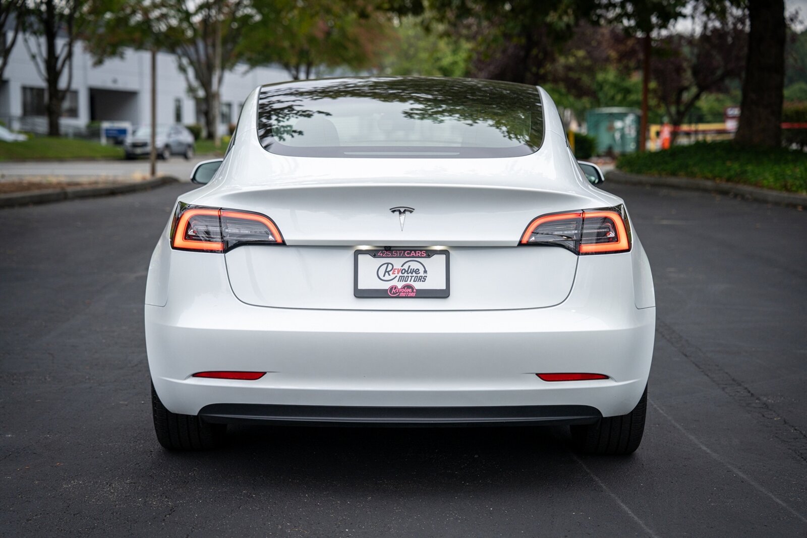 2023 Tesla Model 3   - Photo 10 - Renton, WA 98057