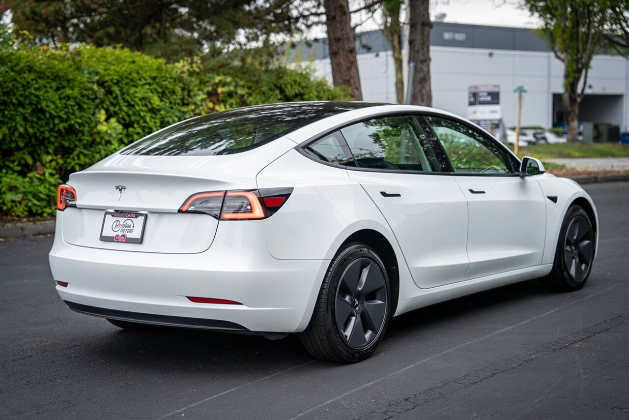 2023 Tesla Model 3   - Photo 11 - Renton, WA 98057