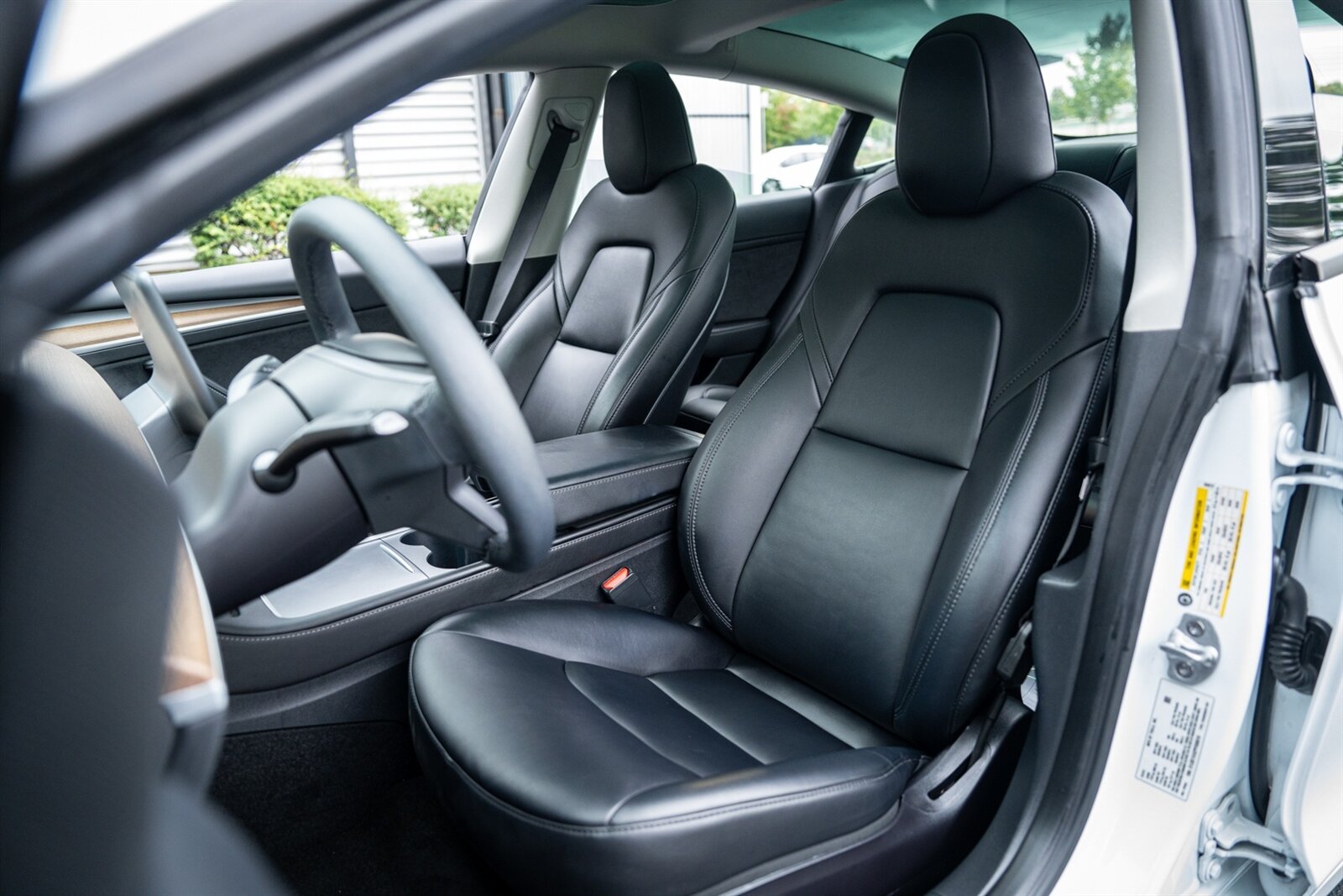 2023 Tesla Model 3   - Photo 26 - Renton, WA 98057