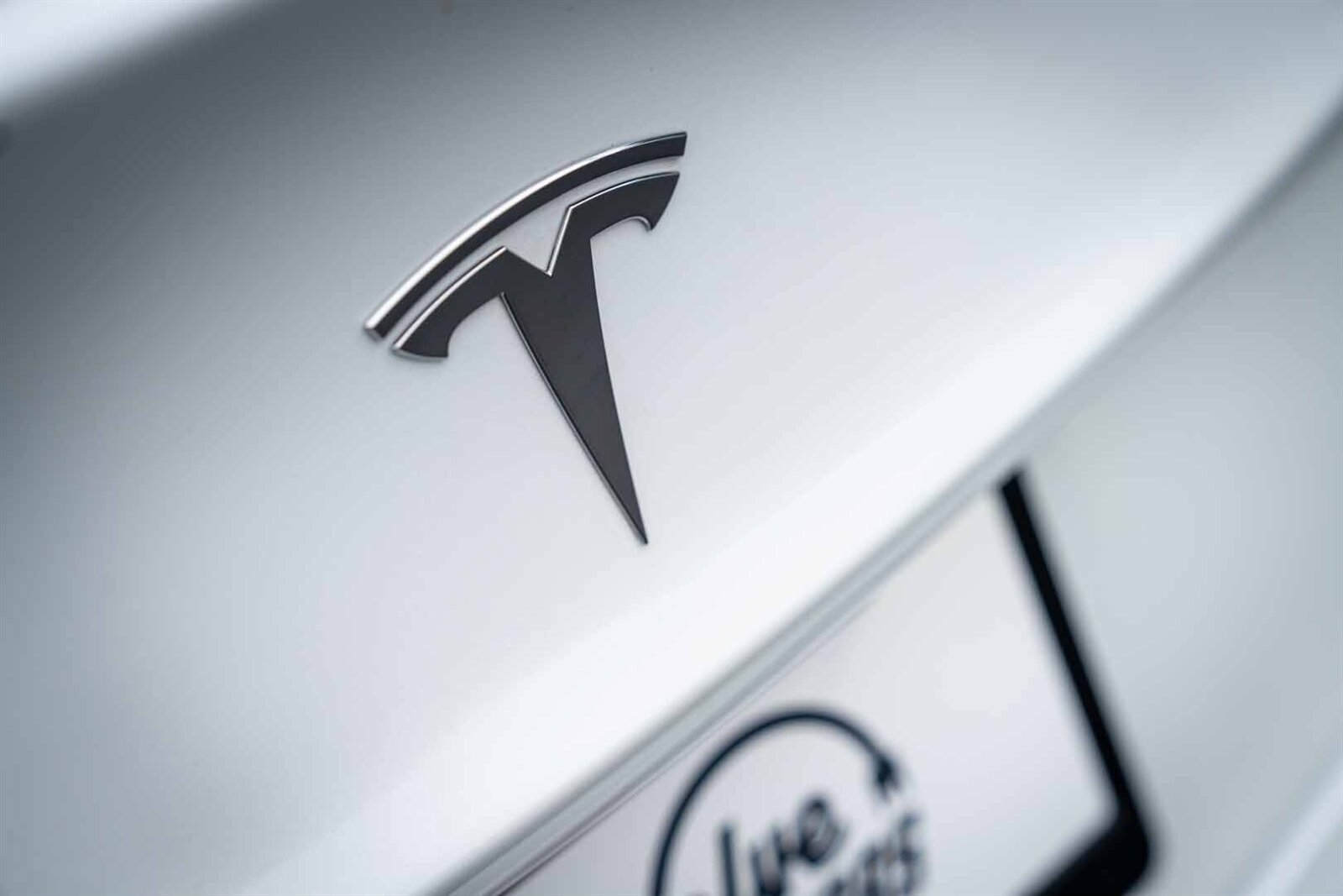 2023 Tesla Model 3   - Photo 19 - Renton, WA 98057