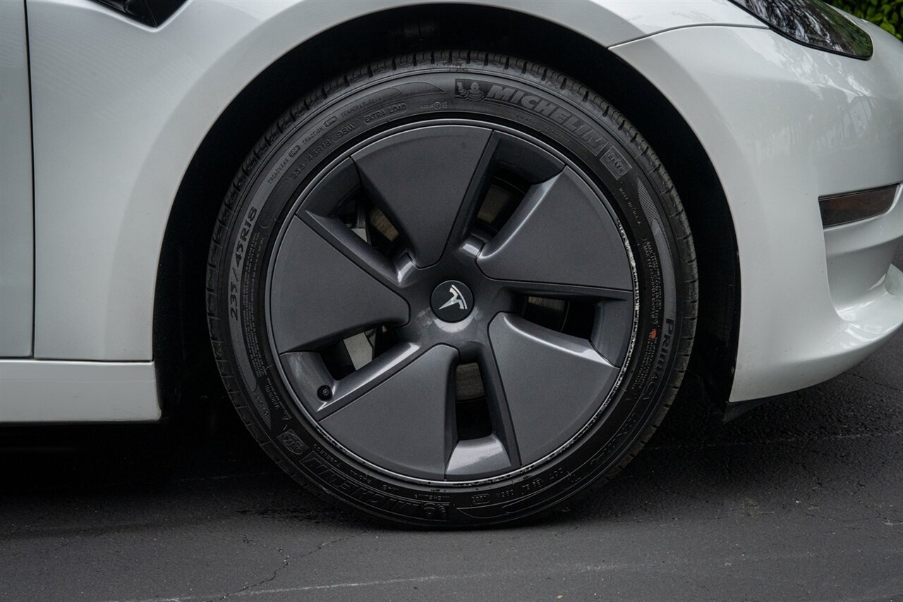 2023 Tesla Model 3   - Photo 18 - Renton, WA 98057