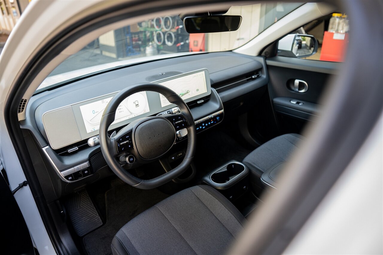 2024 Hyundai IONIQ 5 SE   - Photo 24 - Renton, WA 98057