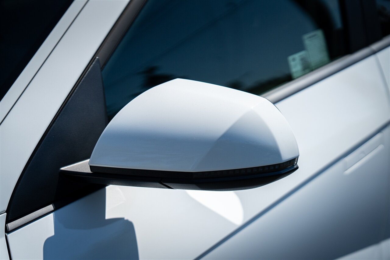 2024 Hyundai IONIQ 5 SE   - Photo 6 - Renton, WA 98057