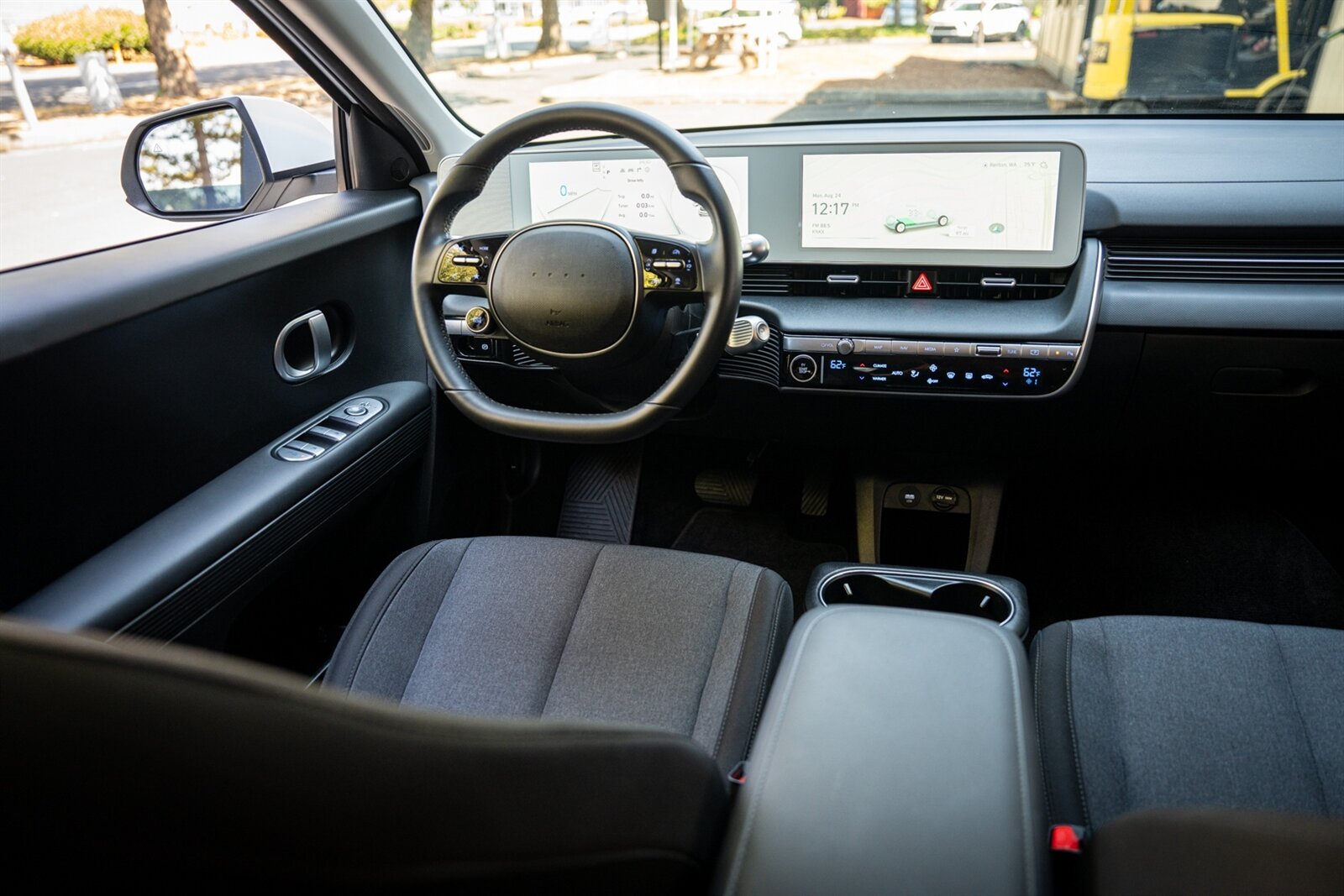 2024 Hyundai IONIQ 5 SE   - Photo 30 - Renton, WA 98057