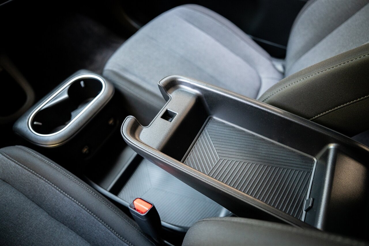 2024 Hyundai IONIQ 5 SE   - Photo 48 - Renton, WA 98057