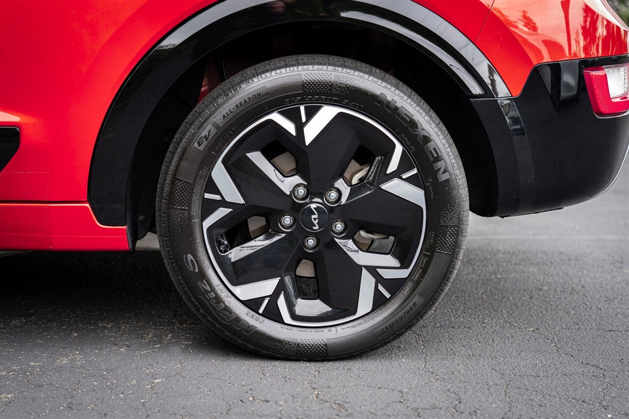 2023 Kia Niro EV Wind   - Photo 18 - Renton, WA 98057