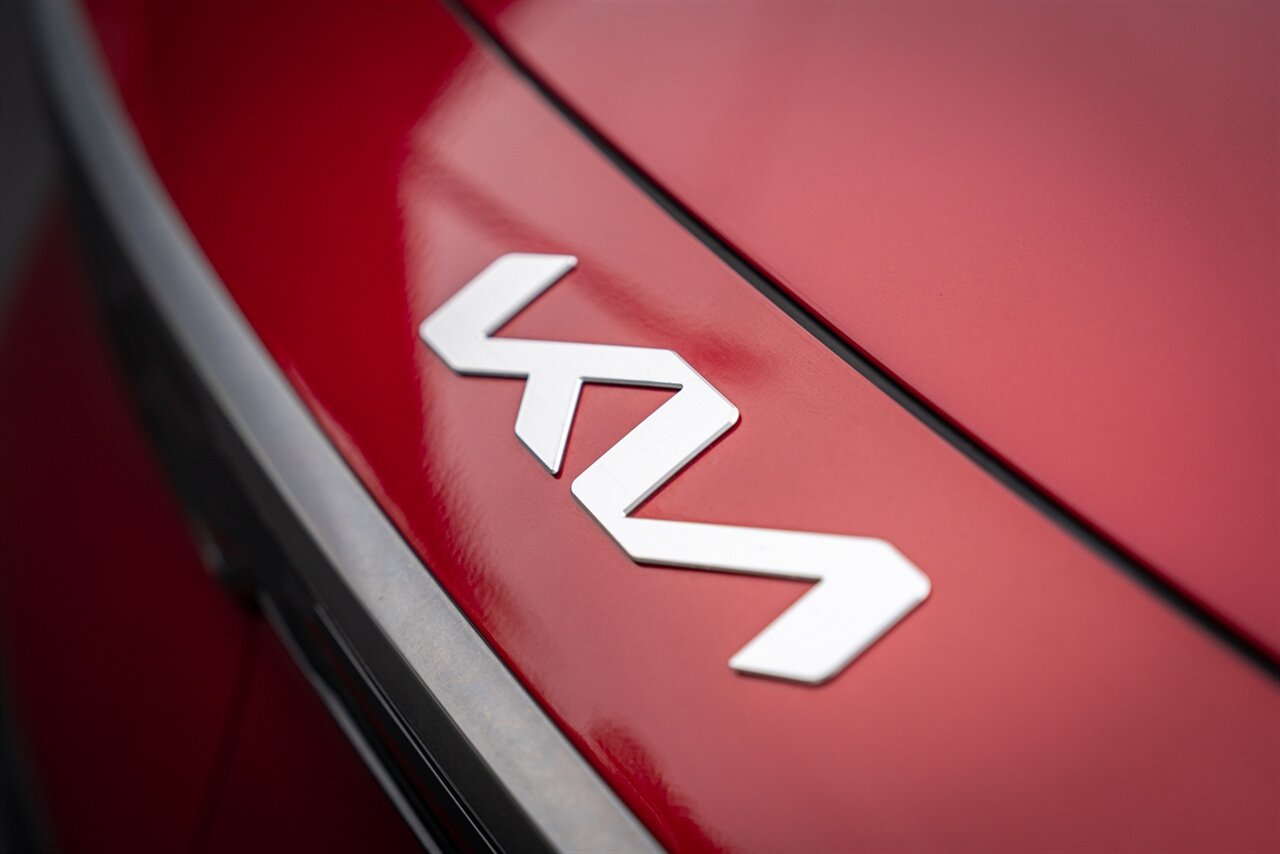 2023 Kia Niro EV Wind   - Photo 3 - Renton, WA 98057