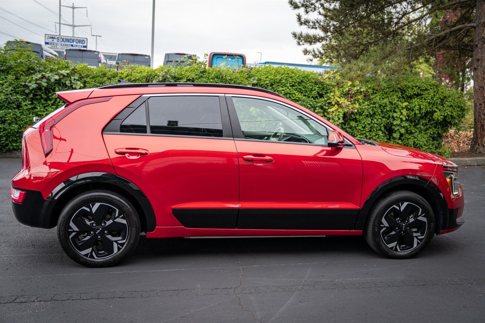 2023 Kia Niro EV Wind   - Photo 11 - Renton, WA 98057