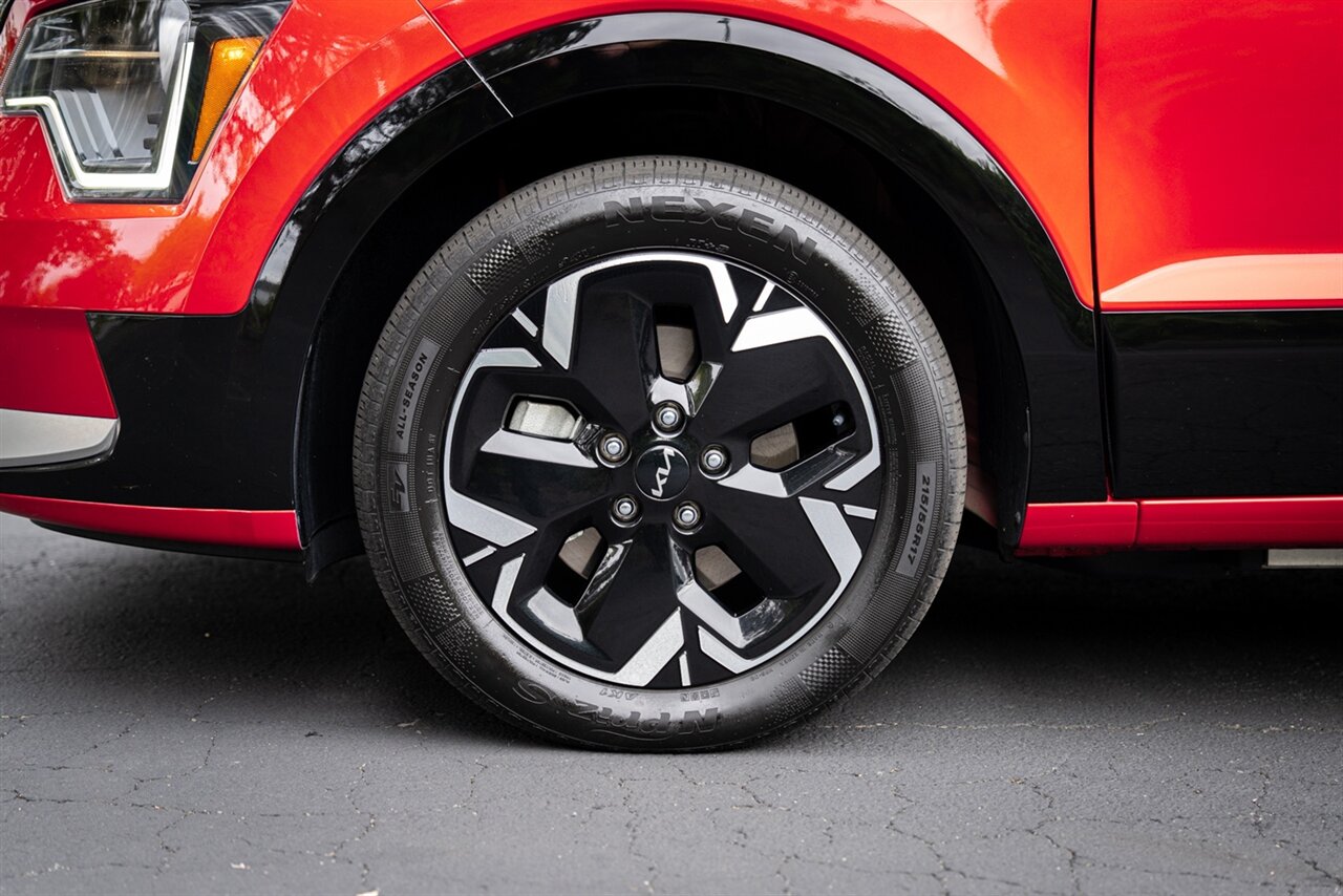 2023 Kia Niro EV Wind   - Photo 17 - Renton, WA 98057