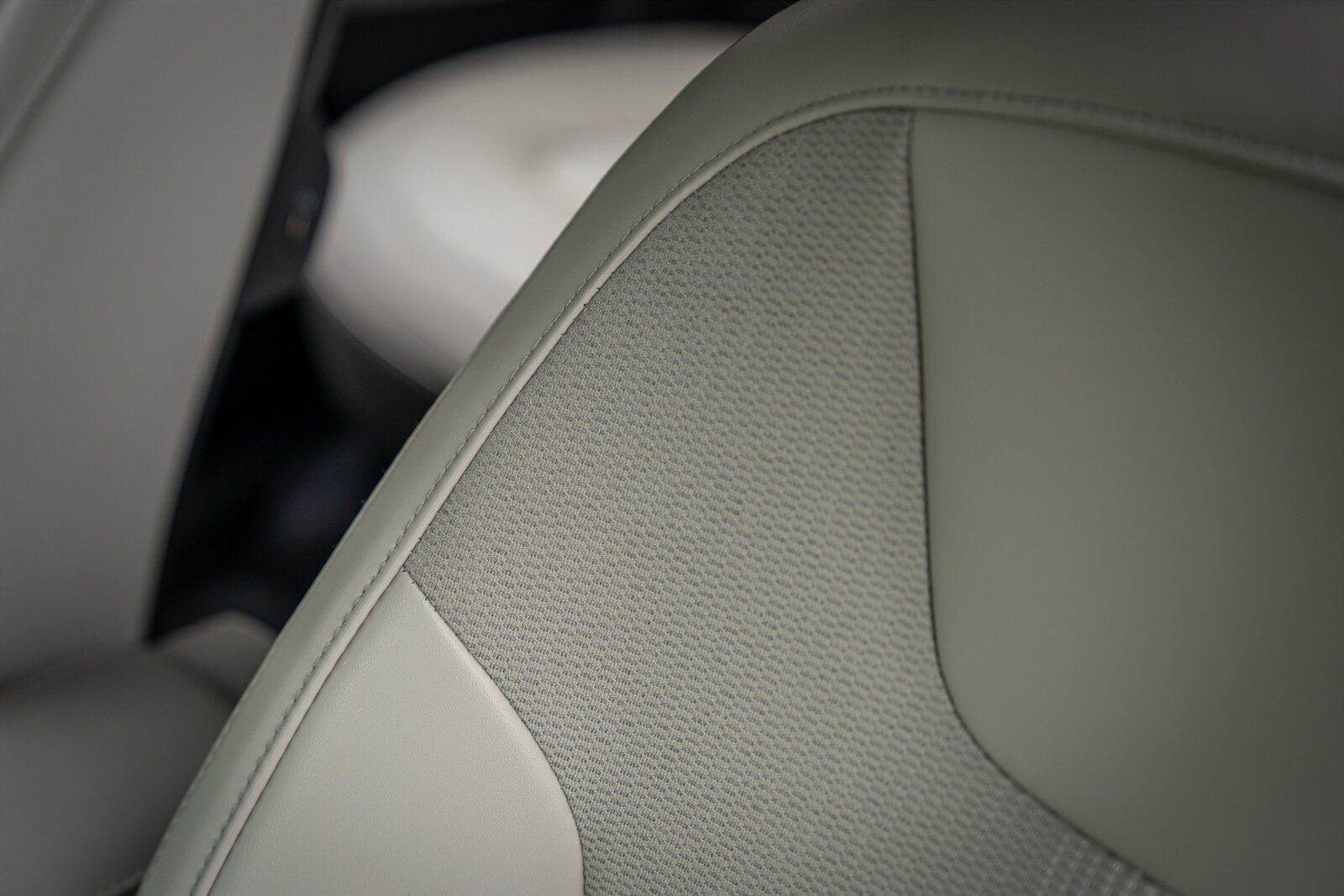 2023 Kia Niro EV Wind   - Photo 26 - Renton, WA 98057