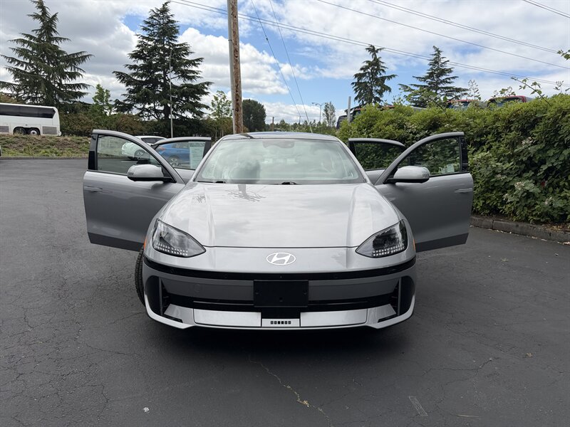 2024 Hyundai IONIQ 6 Limited   - Photo 7 - Renton, WA 98057