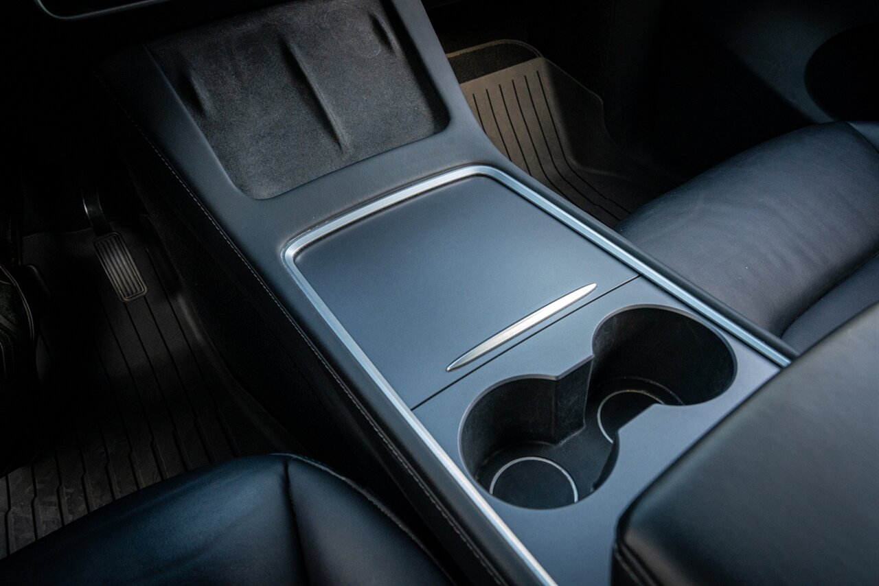 2023 Tesla Model Y Long Range   - Photo 38 - Renton, WA 98057