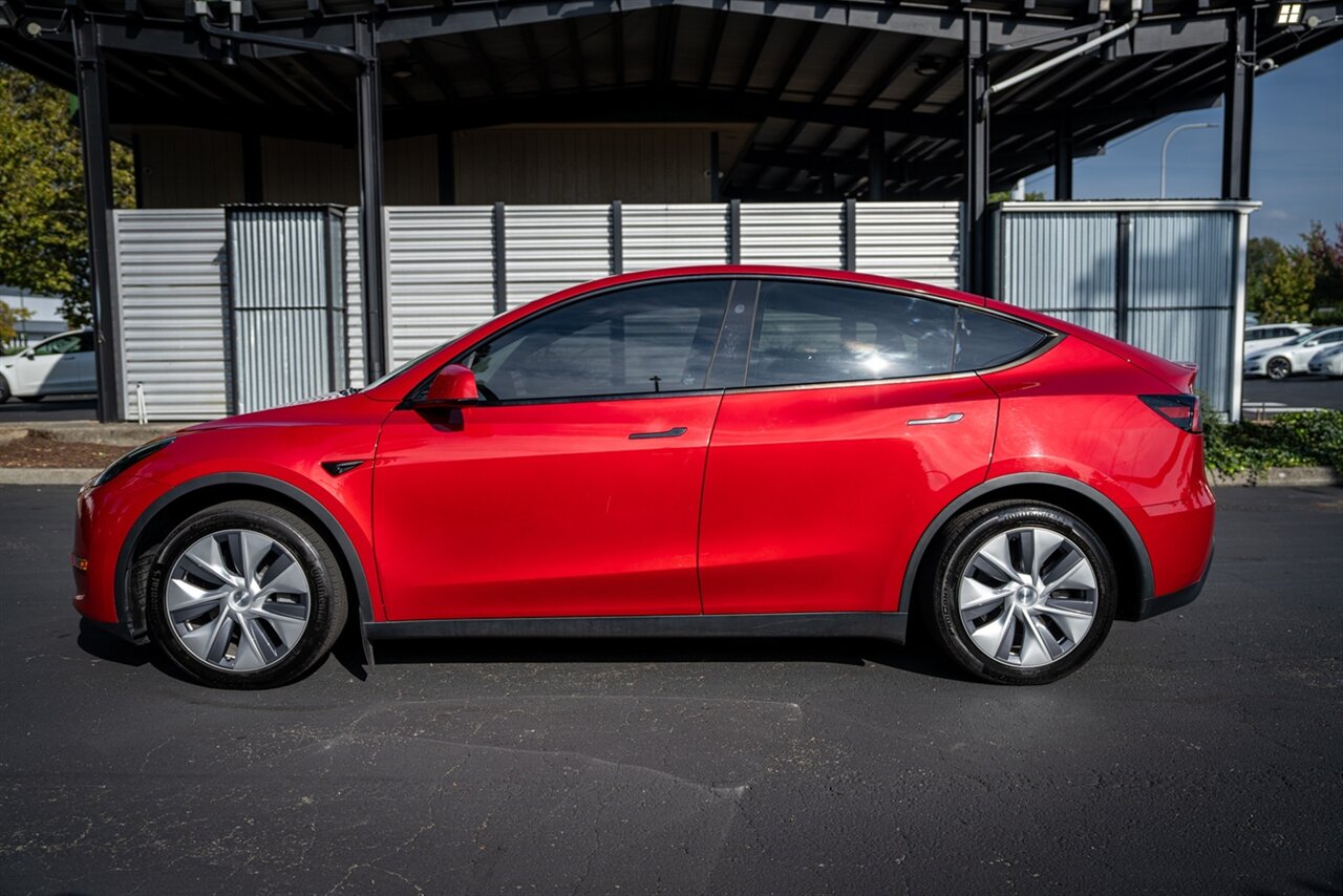 2023 Tesla Model Y Long Range   - Photo 8 - Renton, WA 98057