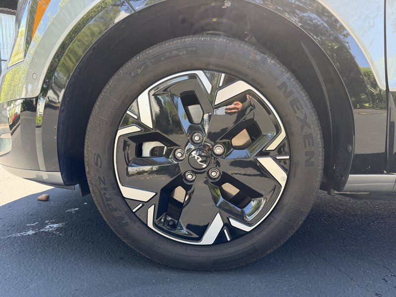 2023 Kia Niro EV Wave   - Photo 19 - Renton, WA 98057