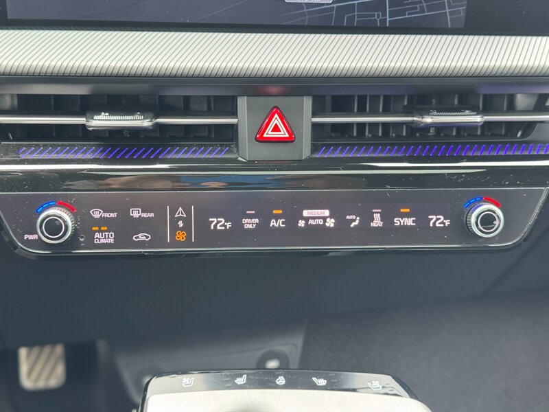 2024 Kia EV6 GT-Line   - Photo 15 - Renton, WA 98057
