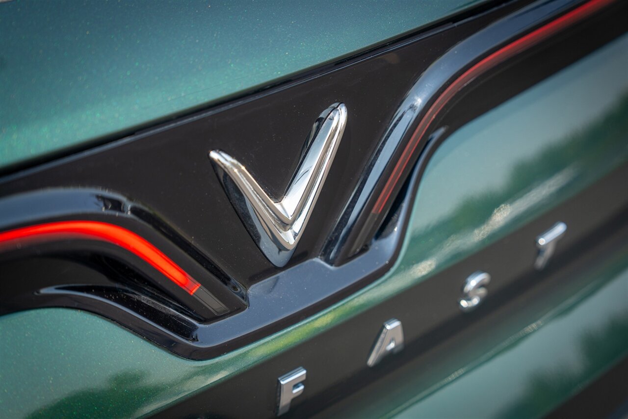 2023 VinFast VF8 Plus City Edition   - Photo 17 - Renton, WA 98057