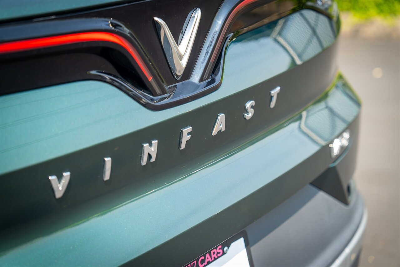 2023 VinFast VF8 Plus City Edition   - Photo 18 - Renton, WA 98057