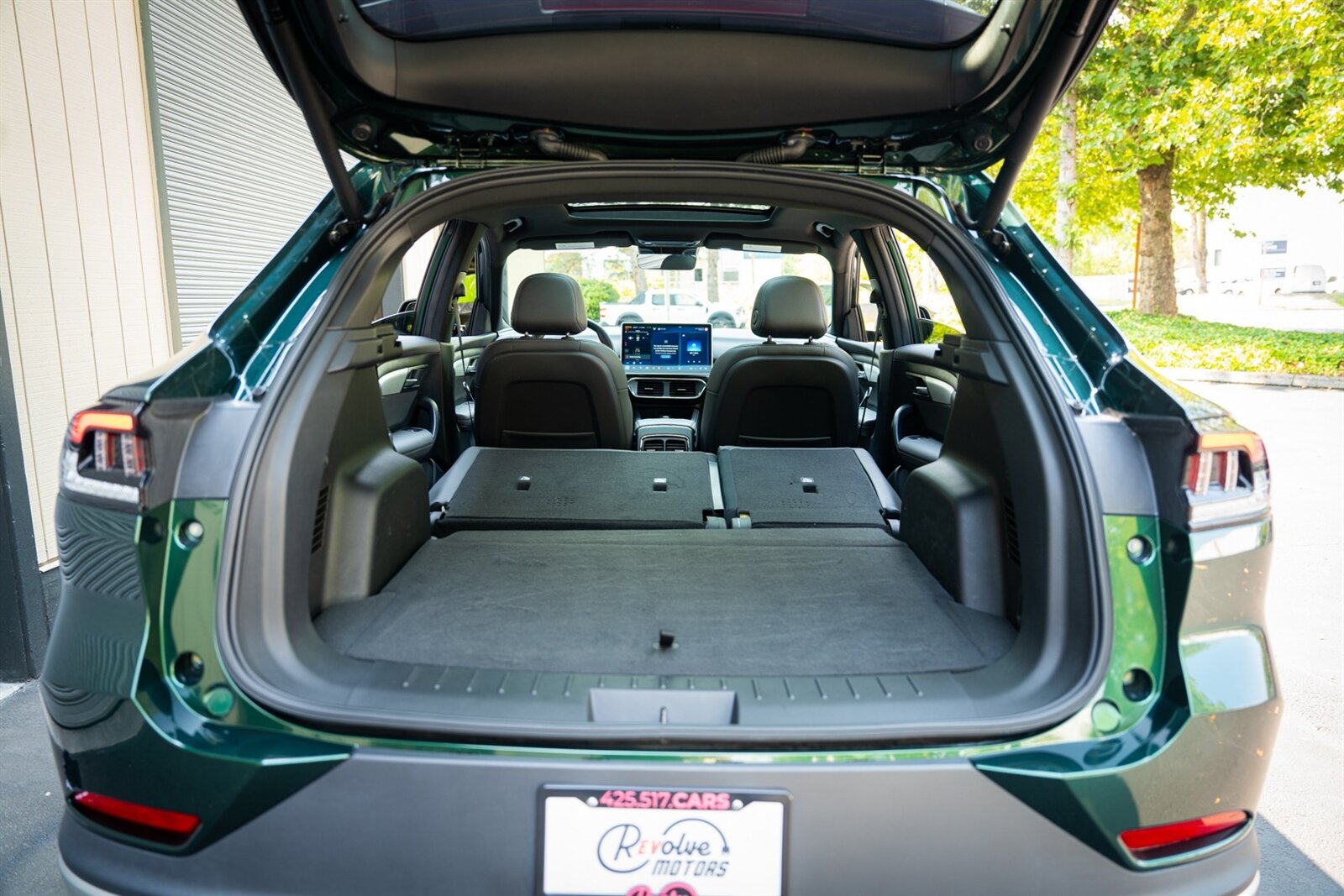 2023 VinFast VF8 Plus City Edition   - Photo 41 - Renton, WA 98057