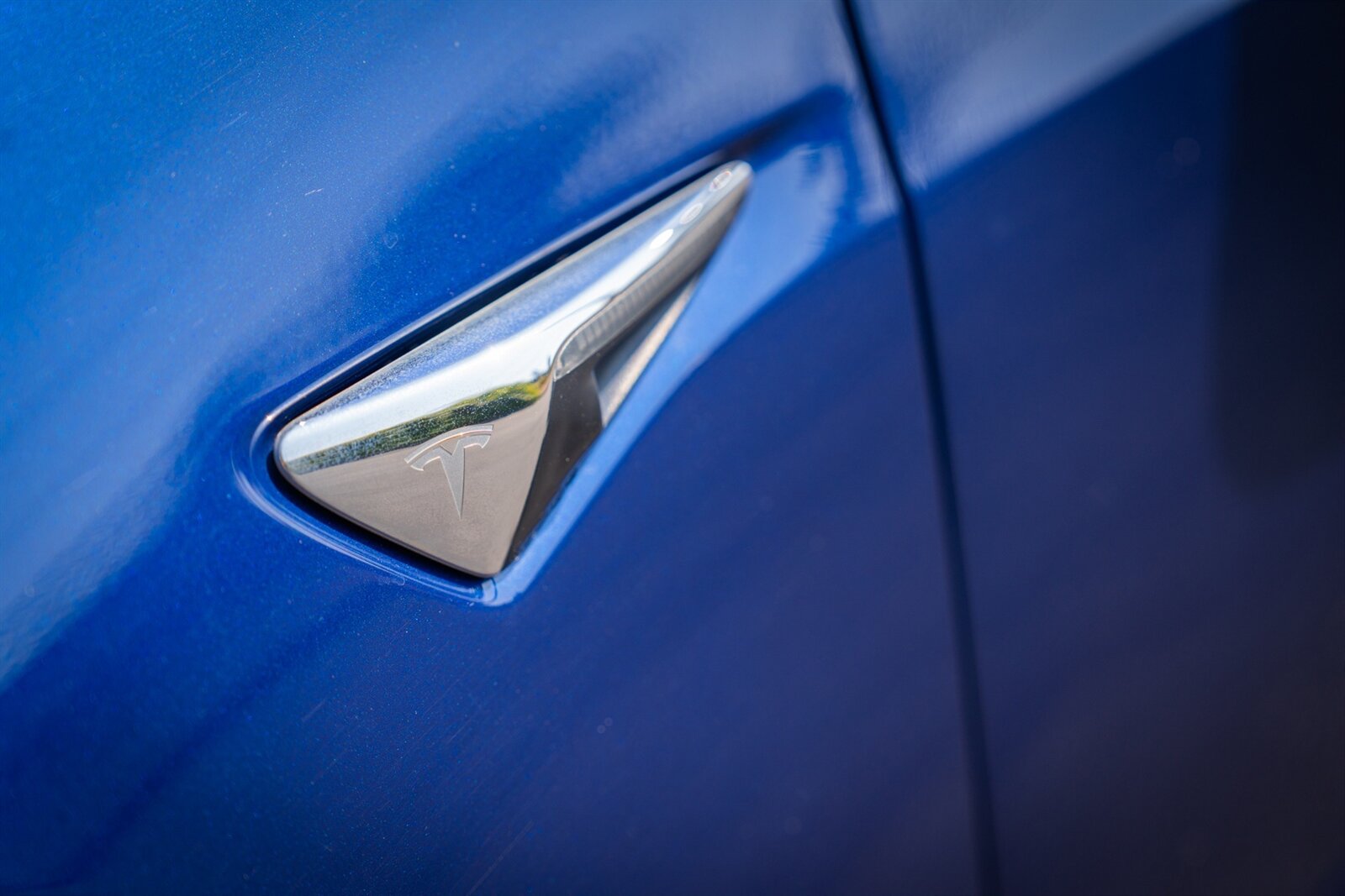 2018 Tesla Model 3 Long Range   - Photo 7 - Renton, WA 98057