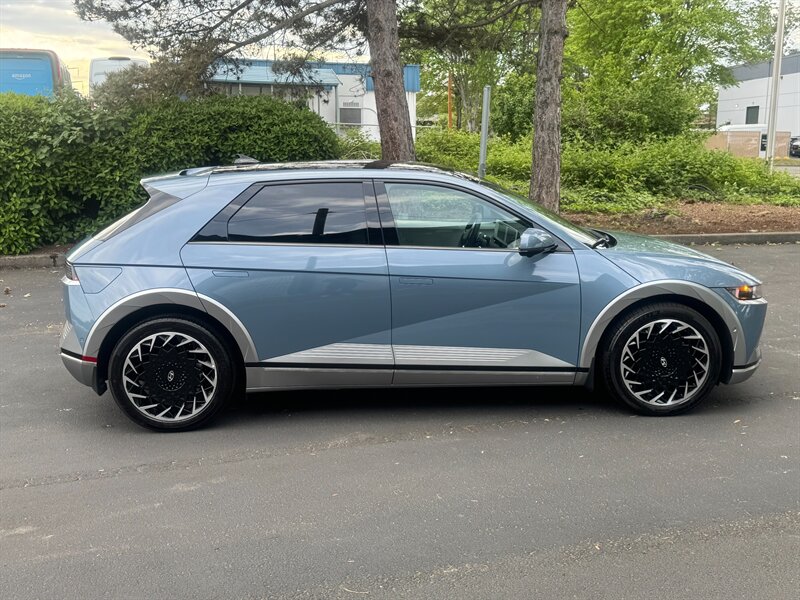 2024 Hyundai IONIQ 5 Limited   - Photo 5 - Renton, WA 98057