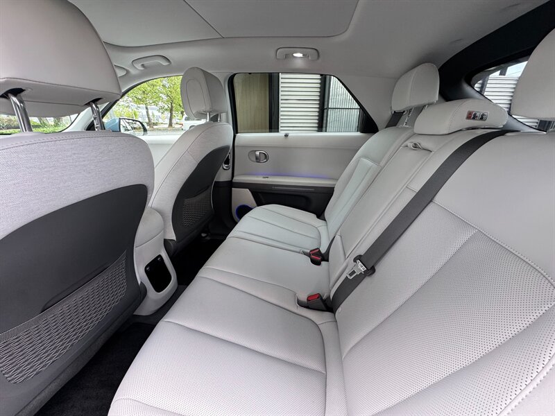 2024 Hyundai IONIQ 5 Limited   - Photo 21 - Renton, WA 98057