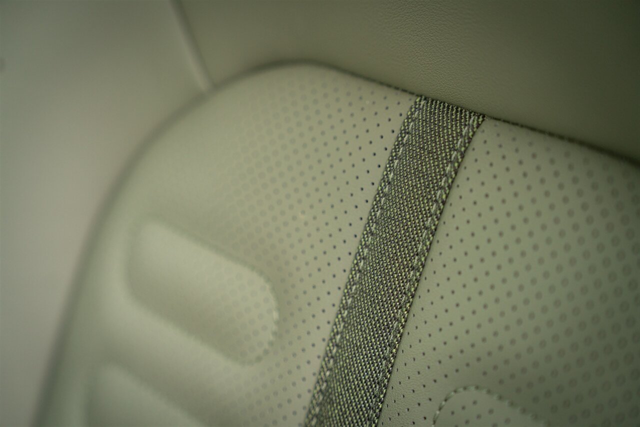 2023 Rivian R1T Adventure   - Photo 40 - Renton, WA 98057