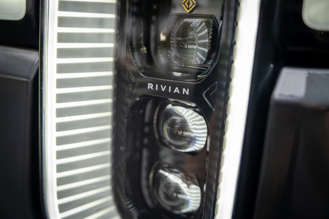 2023 Rivian R1T Adventure   - Photo 5 - Renton, WA 98057
