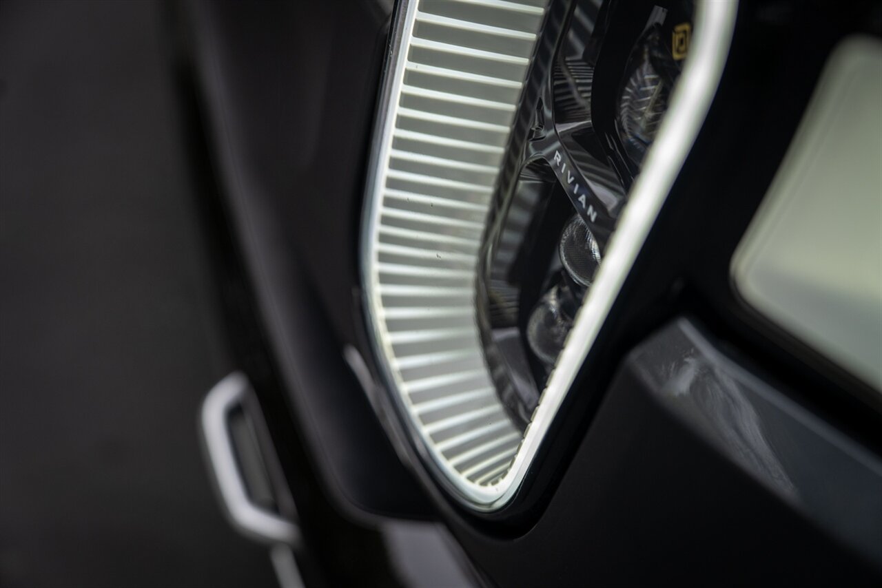 2023 Rivian R1T Adventure   - Photo 6 - Renton, WA 98057