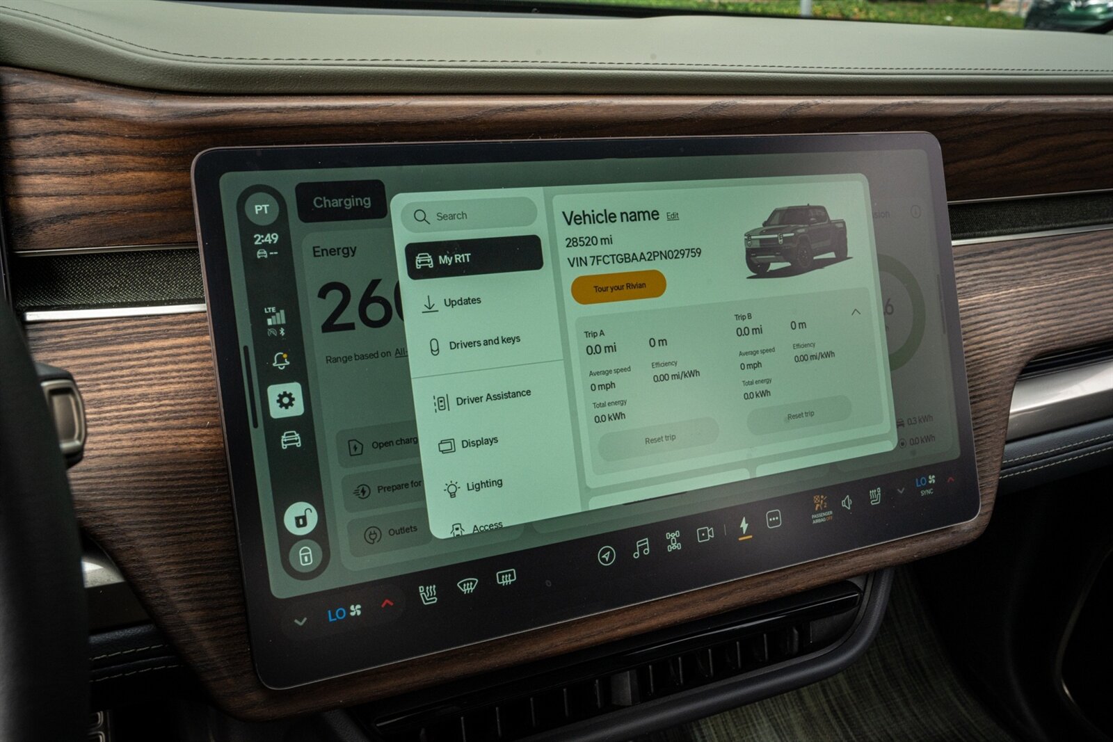 2023 Rivian R1T Adventure   - Photo 55 - Renton, WA 98057