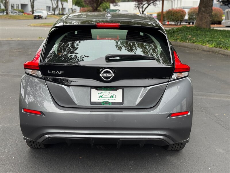 2024 Nissan LEAF S   - Photo 7 - Renton, WA 98057