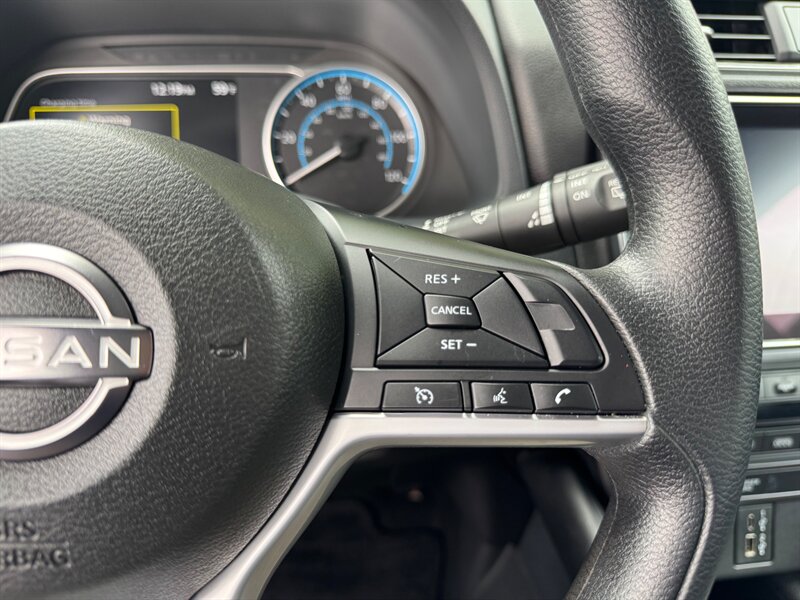 2024 Nissan LEAF S   - Photo 12 - Renton, WA 98057
